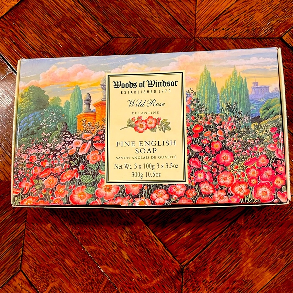 Woods of Windsor Wild Rose Fine English Soap